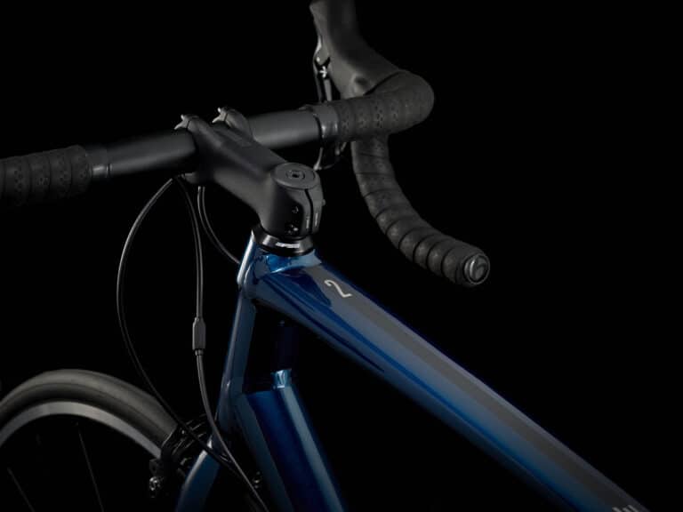 5601bccb4fc6c32523222d1fbb7637fc29de11c0-gloss-mulsanne-blue-matte-trek-black5